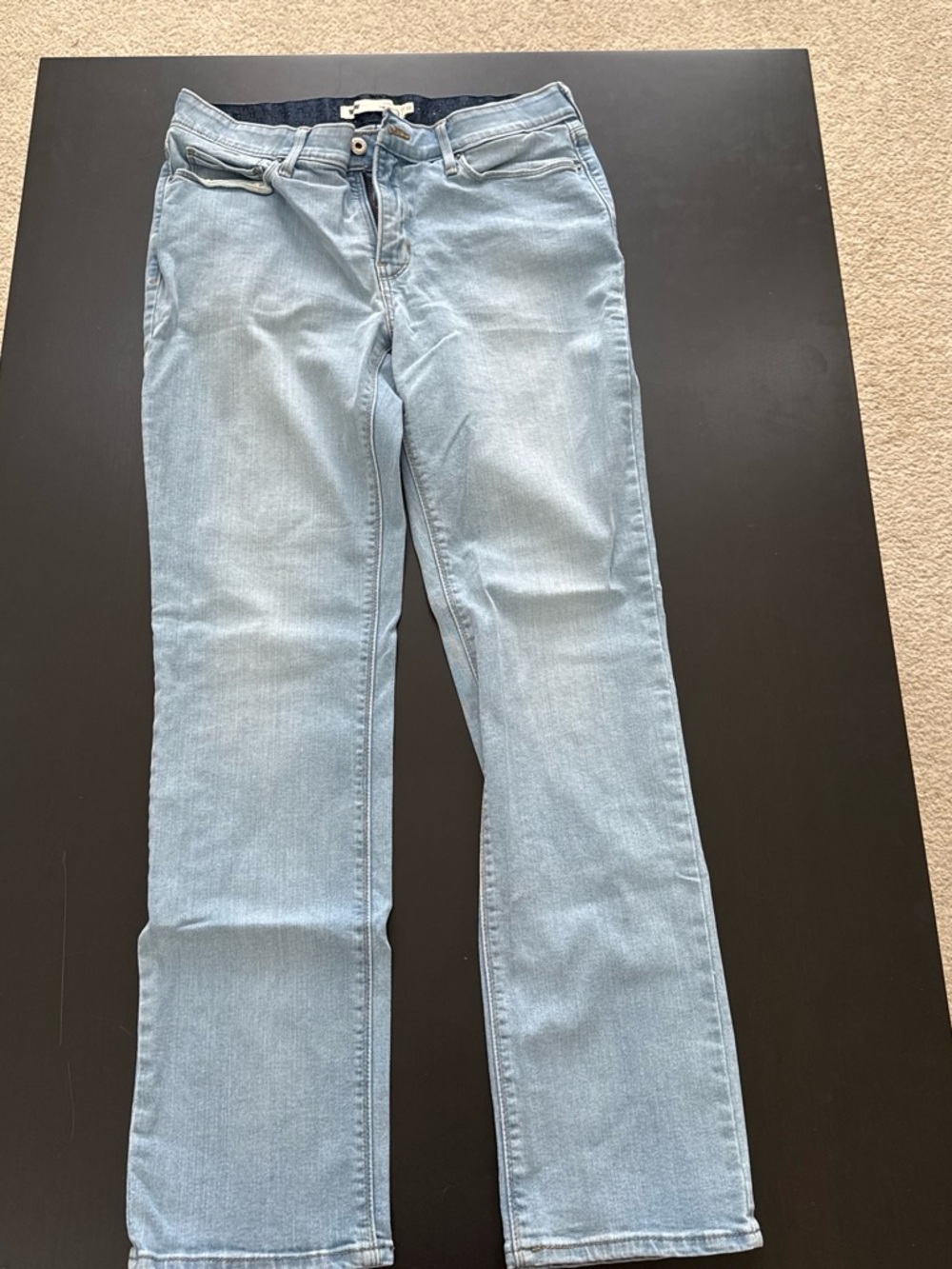 Levi's Women's Light Wash Straight Leg Jeans - Pale Blue